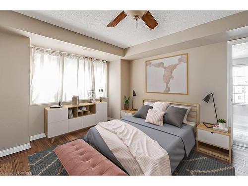 413-2055 Appleby Line, Burlington, ON - Indoor Photo Showing Bedroom