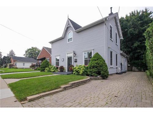 376 Pine Street, Milton, ON - Outdoor