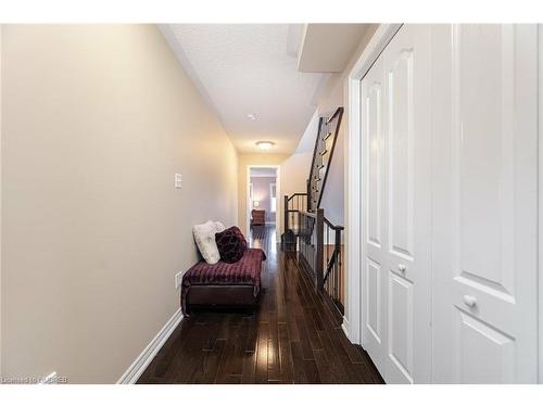 2073 Fiddlers Way, Oakville, ON - Indoor Photo Showing Other Room