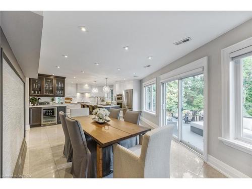 2410 Breton Close, Oakville, ON - Indoor Photo Showing Dining Room