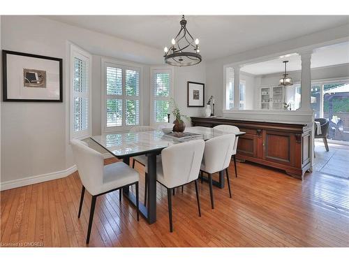 2250 Hummingbird Way, Oakville, ON - Indoor Photo Showing Dining Room