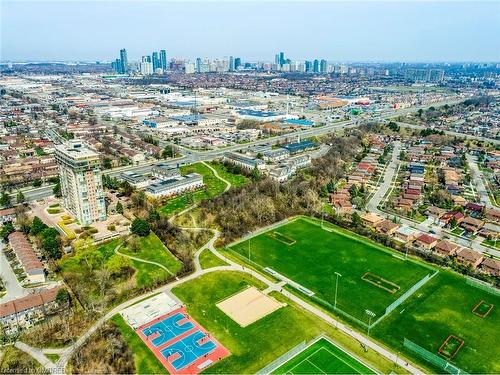 22-840 Dundas Street W, Mississauga, ON - Outdoor With View