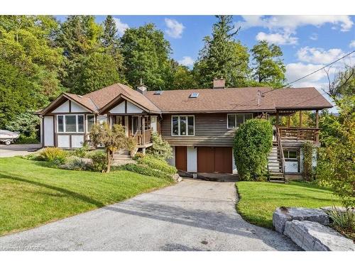 7095 Guelph Line, Milton, ON - Outdoor With Facade