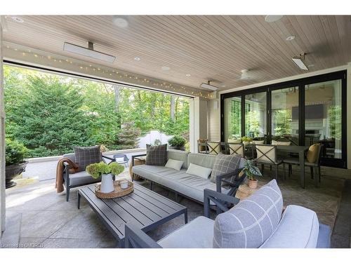 1096 Cedar Grove Boulevard, Oakville, ON - Outdoor With Deck Patio Veranda With Exterior