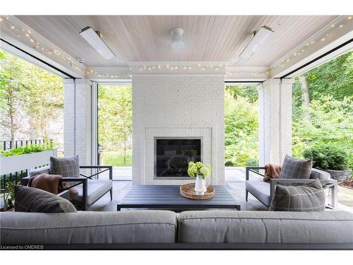 1096 Cedar Grove Boulevard, Oakville, ON - Indoor Photo Showing Living Room With Fireplace