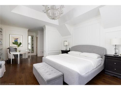 1096 Cedar Grove Boulevard, Oakville, ON - Indoor Photo Showing Bedroom