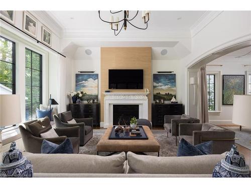 1096 Cedar Grove Boulevard, Oakville, ON - Indoor Photo Showing Living Room With Fireplace