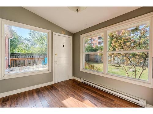 29 Crescent Road, Oakville, ON - Indoor Photo Showing Other Room