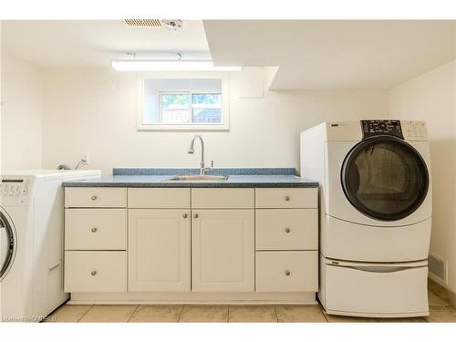 29 Crescent Road, Oakville, ON - Indoor Photo Showing Laundry Room