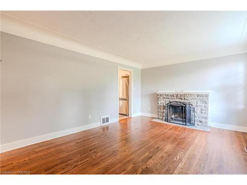 29 Crescent Road, Oakville, ON - Indoor Photo Showing Living Room With Fireplace