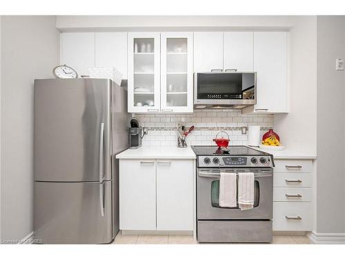 101-5070 Fairview Street, Burlington, ON - Indoor Photo Showing Kitchen With Stainless Steel Kitchen