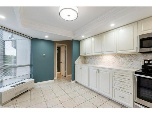 503-1201 North Shore Boulevard, Burlington, ON - Indoor Photo Showing Kitchen