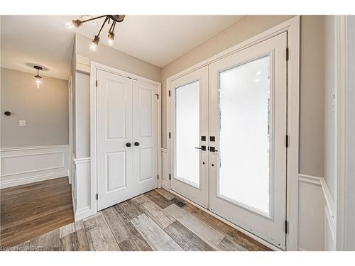 3472 Spruce Avenue, Burlington, ON - Indoor Photo Showing Other Room