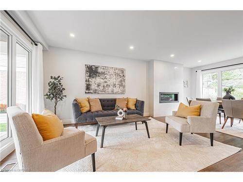 3472 Spruce Avenue, Burlington, ON - Indoor Photo Showing Living Room With Fireplace