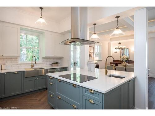 49 James Street, Milton, ON - Indoor Photo Showing Kitchen With Upgraded Kitchen