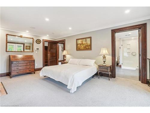 353 Sulphur Springs Road, Hamilton, ON - Indoor Photo Showing Bedroom