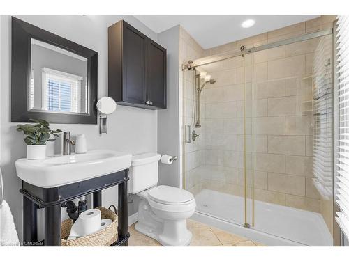 20-5555 Prince William Drive, Burlington, ON - Indoor Photo Showing Bathroom