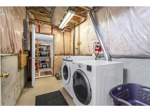 20-5555 Prince William Drive, Burlington, ON - Indoor Photo Showing Laundry Room