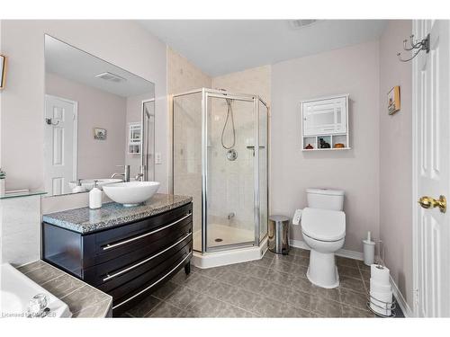 1278 Brillinger Street, Oakville, ON - Indoor Photo Showing Bathroom