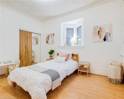 240 Jones Avenue, Toronto, ON - Indoor Photo Showing Bedroom