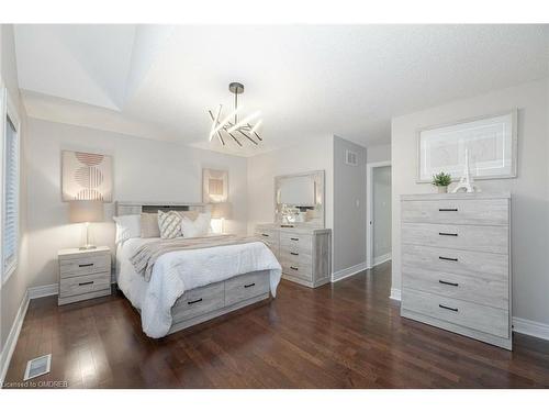 2450 Nichols Drive W, Oakville, ON 