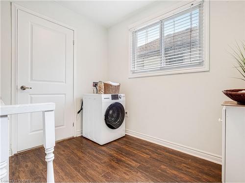 94 Meighen Avenue, Toronto, ON - Indoor Photo Showing Laundry Room