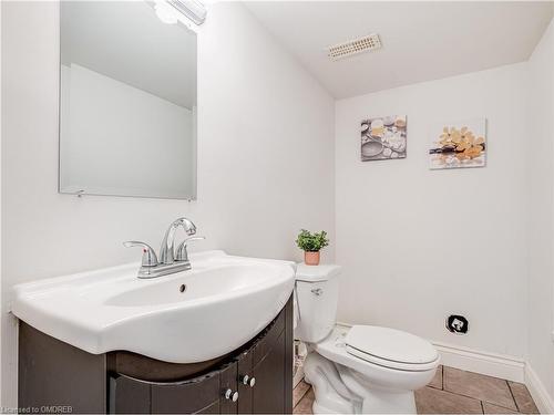 94 Meighen Avenue, Toronto, ON - Indoor Photo Showing Bathroom