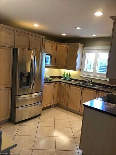 11056 Firgrove Drive, Windsor, ON - Indoor Photo Showing Kitchen With Double Sink