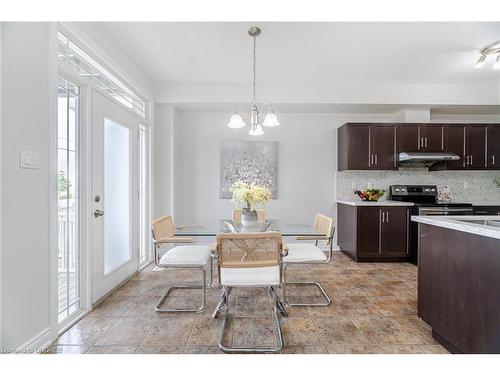 12-7 Lakelawn Road, Grimsby, ON - Indoor Photo Showing Kitchen