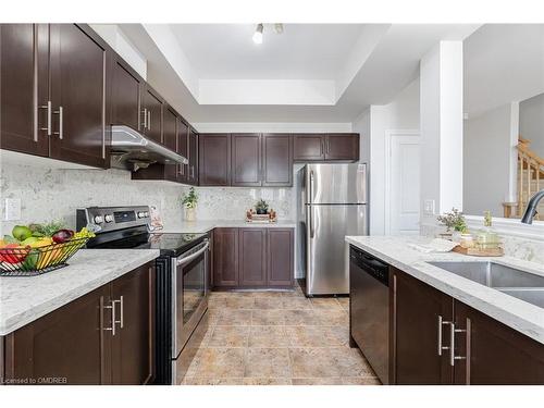 12-7 Lakelawn Road, Grimsby, ON - Indoor Photo Showing Kitchen With Upgraded Kitchen