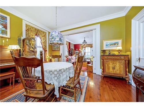 103 Thomas Street, Milton, ON - Indoor Photo Showing Dining Room