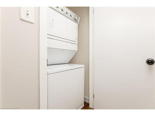 2-1329 Plains Road E, Burlington, ON - Indoor Photo Showing Laundry Room