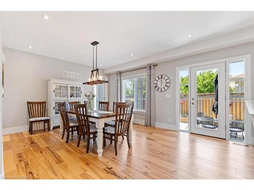 363 Walton Street, Oakville, ON - Indoor Photo Showing Dining Room