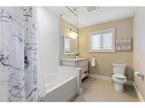 363 Walton Street, Oakville, ON - Indoor Photo Showing Bathroom