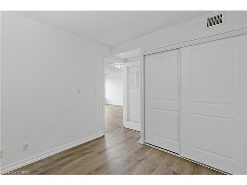 1601-36 Lee Centre Drive, Scarborough, ON - Indoor Photo Showing Other Room