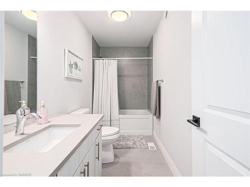 172 Courtland Street, The Blue Mountains, ON - Indoor Photo Showing Bathroom