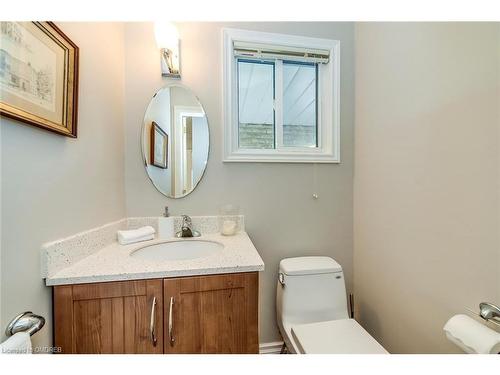 1460 Caulder Drive, Oakville, ON - Indoor Photo Showing Bathroom