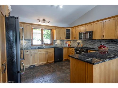 165 Lakeshore Drive, Combermere, ON - Indoor Photo Showing Kitchen