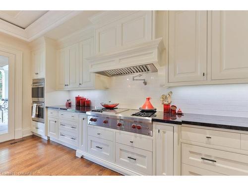 64 Brentwood Road, Oakville, ON - Indoor Photo Showing Kitchen