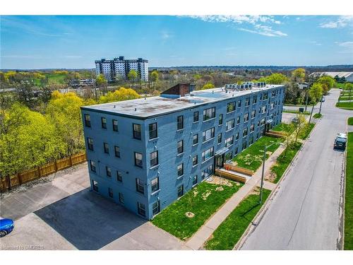 26-17 Collier Street, St. Catharines, ON - Outdoor With View