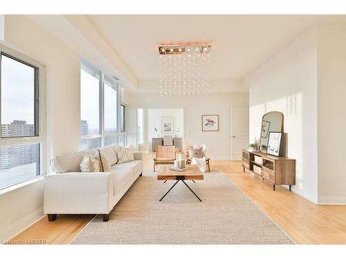 2201-1 Hurontario Street, Mississauga, ON - Indoor Photo Showing Living Room