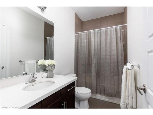 14-4165 Upper Middle Road, Burlington, ON - Indoor Photo Showing Bathroom