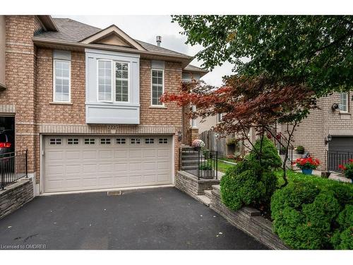 2225 Hummingbird Way, Oakville, ON 