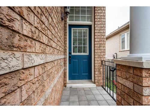 2225 Hummingbird Way, Oakville, ON 