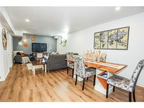 8383 Heikoop Crescent, Niagara Falls, ON - Indoor Photo Showing Dining Room