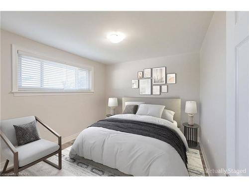 Upper-128 Winchester Boulevard, Hamilton, ON - Indoor Photo Showing Bedroom