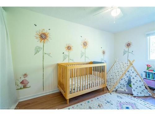 11 Burdock Lane, Dundas, ON - Indoor Photo Showing Bedroom