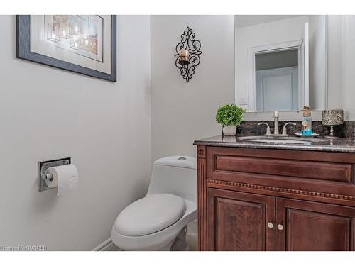 4252 Starlight Crescent, Mississauga, ON - Indoor Photo Showing Bathroom