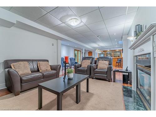 4252 Starlight Crescent, Mississauga, ON - Indoor Photo Showing Living Room With Fireplace