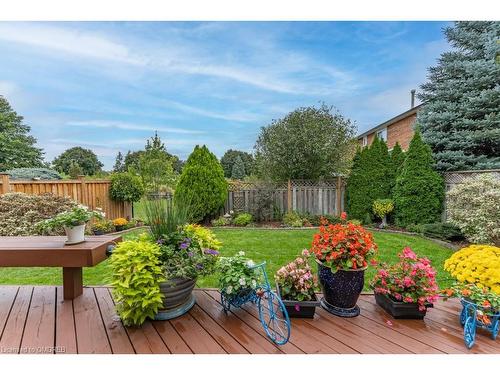 4252 Starlight Crescent, Mississauga, ON - Outdoor With Backyard